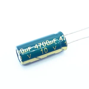 4700UF 10V LOWESR CONDENSATEUR CHIMIQUE